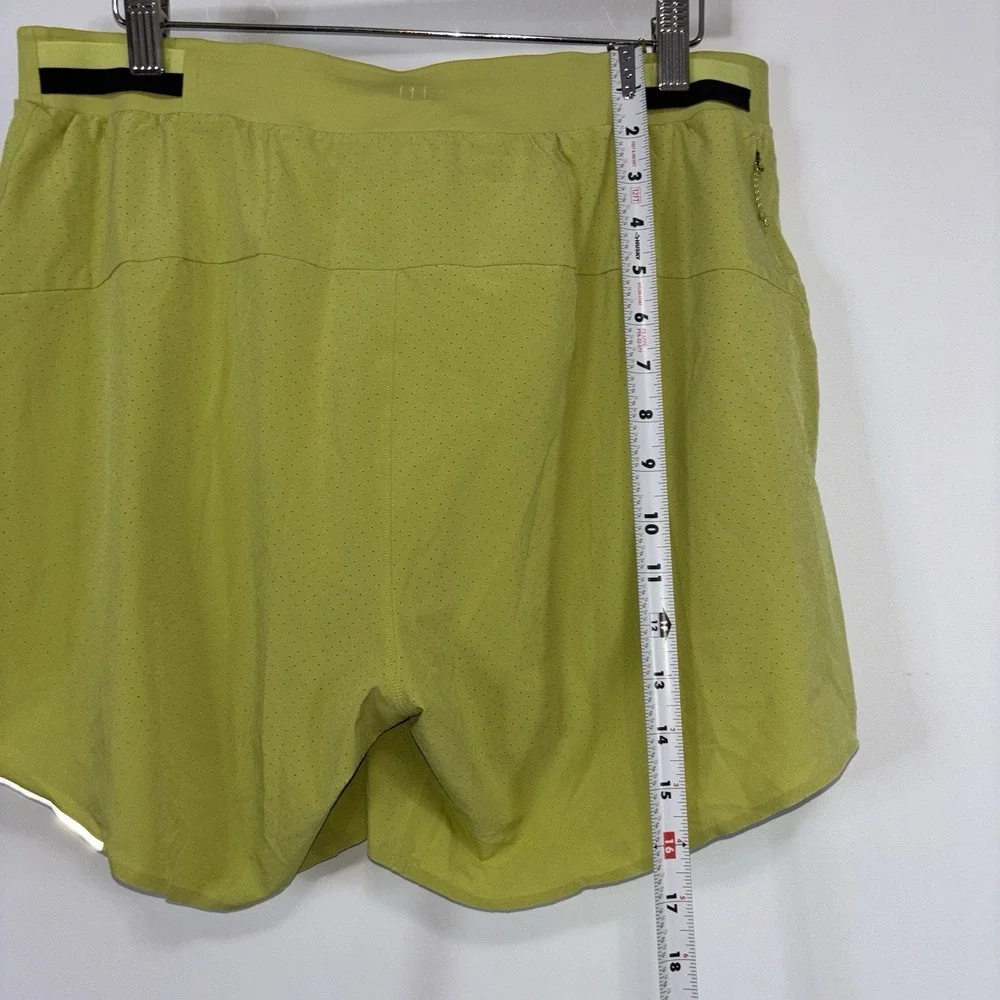 Lululemon x Barry's Wasabi Running Shorts Reflective Perforated Lime XL